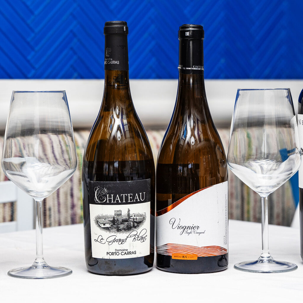 vin grec et vins italiens - Restaurant grec dans la Petite Italie -Little Italy- Montreal